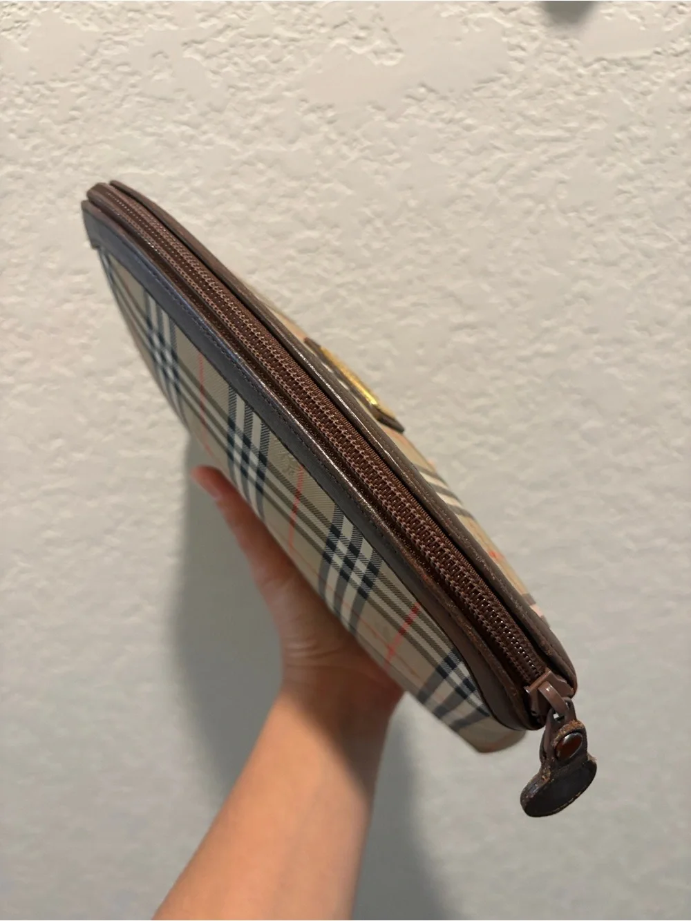 Burberry Vintage Tan Plaid Toiletry Pouch with Brown Trim